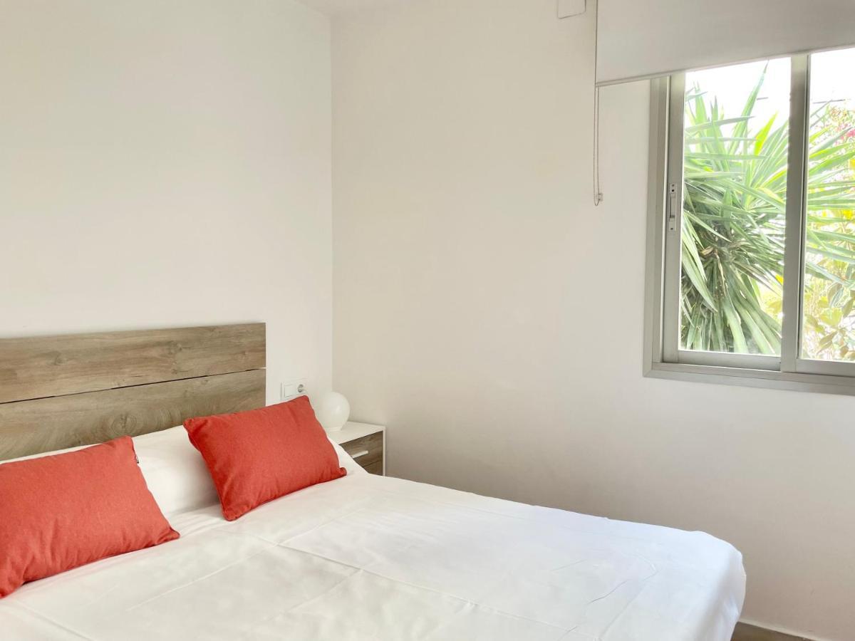 Luminoso Apartamento Frente Al Mar Con Piscina Roses Kültér fotó