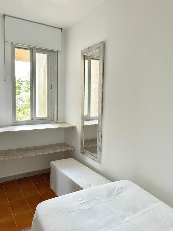 Luminoso Apartamento Frente Al Mar Con Piscina Roses Kültér fotó